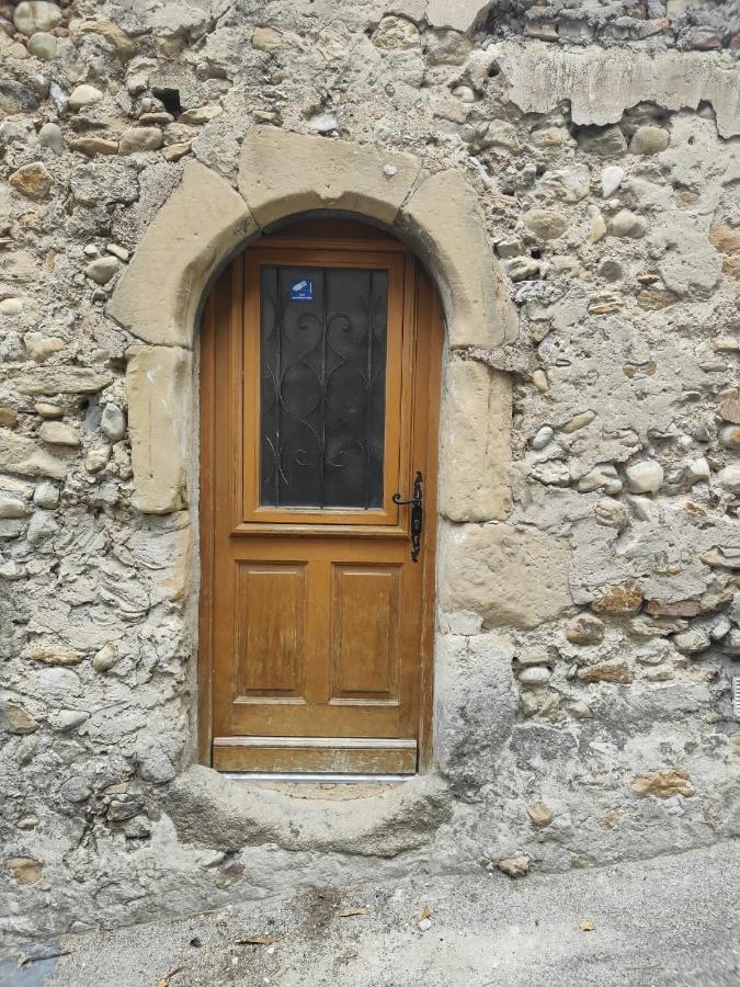 Maison De Village En Provence Avec Terrasse De 33M2 Saint-Roman-de-Malegarde Dış mekan fotoğraf