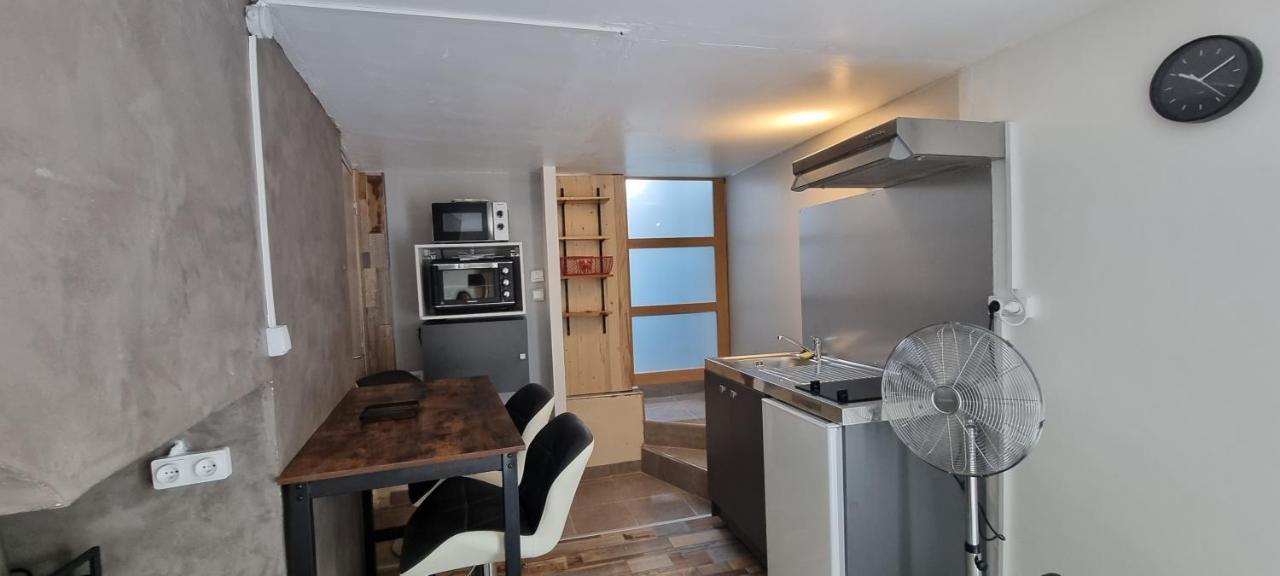 Maison De Village En Provence Avec Terrasse De 33M2 Saint-Roman-de-Malegarde Dış mekan fotoğraf